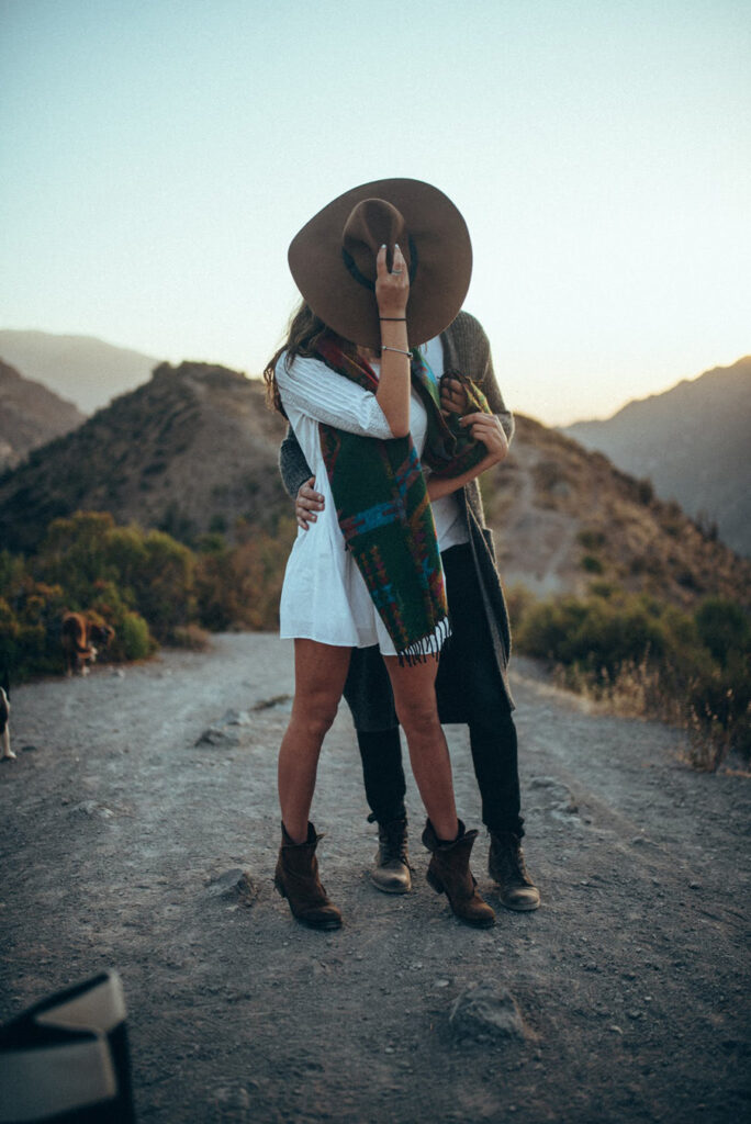 fotos de parejas con sombreros